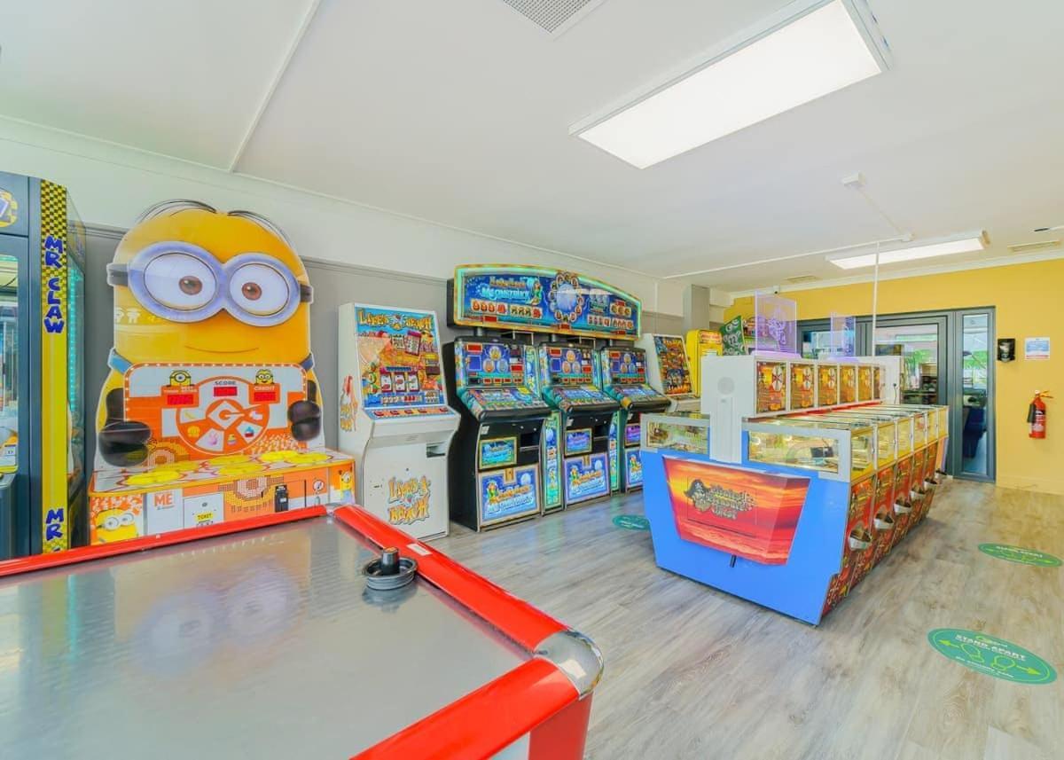 Hotel Viewfield Manor Leisure Park Springside Esterno foto